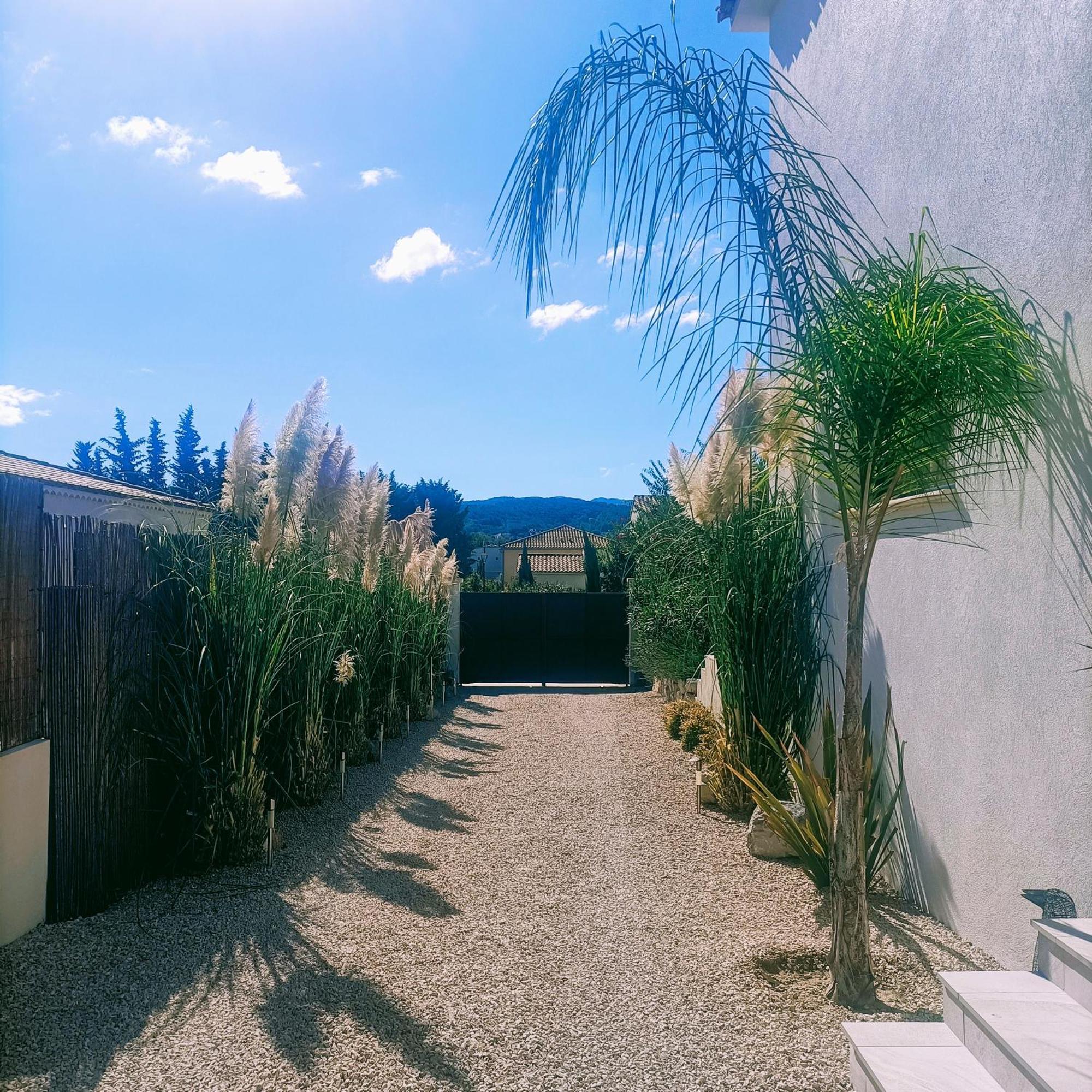 Appartement Douce Provence Magnifique Neuf Avec Jardin Proche Du Centre *
